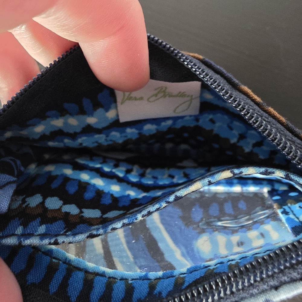 Vera Bradley Floral Patterned Keychain Wallet ID Holder For Lanyard - Picture 5 of 9
